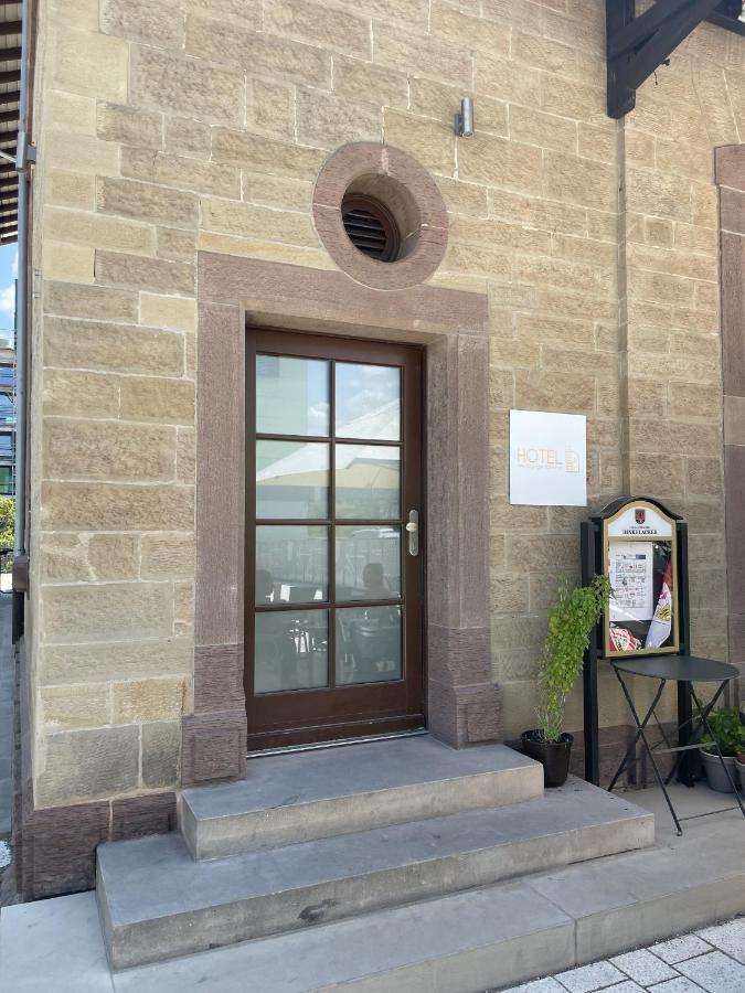 Hotel-Am-Bahnhof Stuttgart-Ditzingen Eksteriør billede